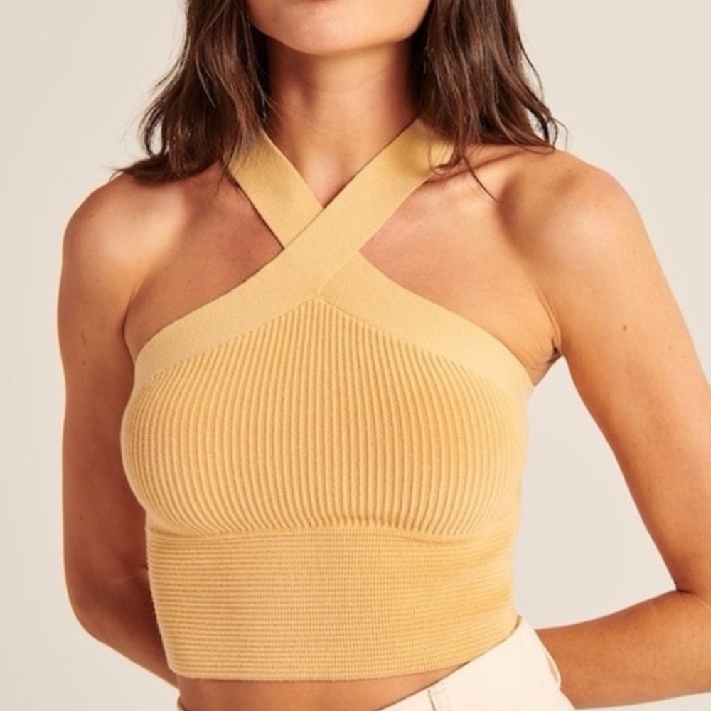Abercrombie & Fitch Crop Top